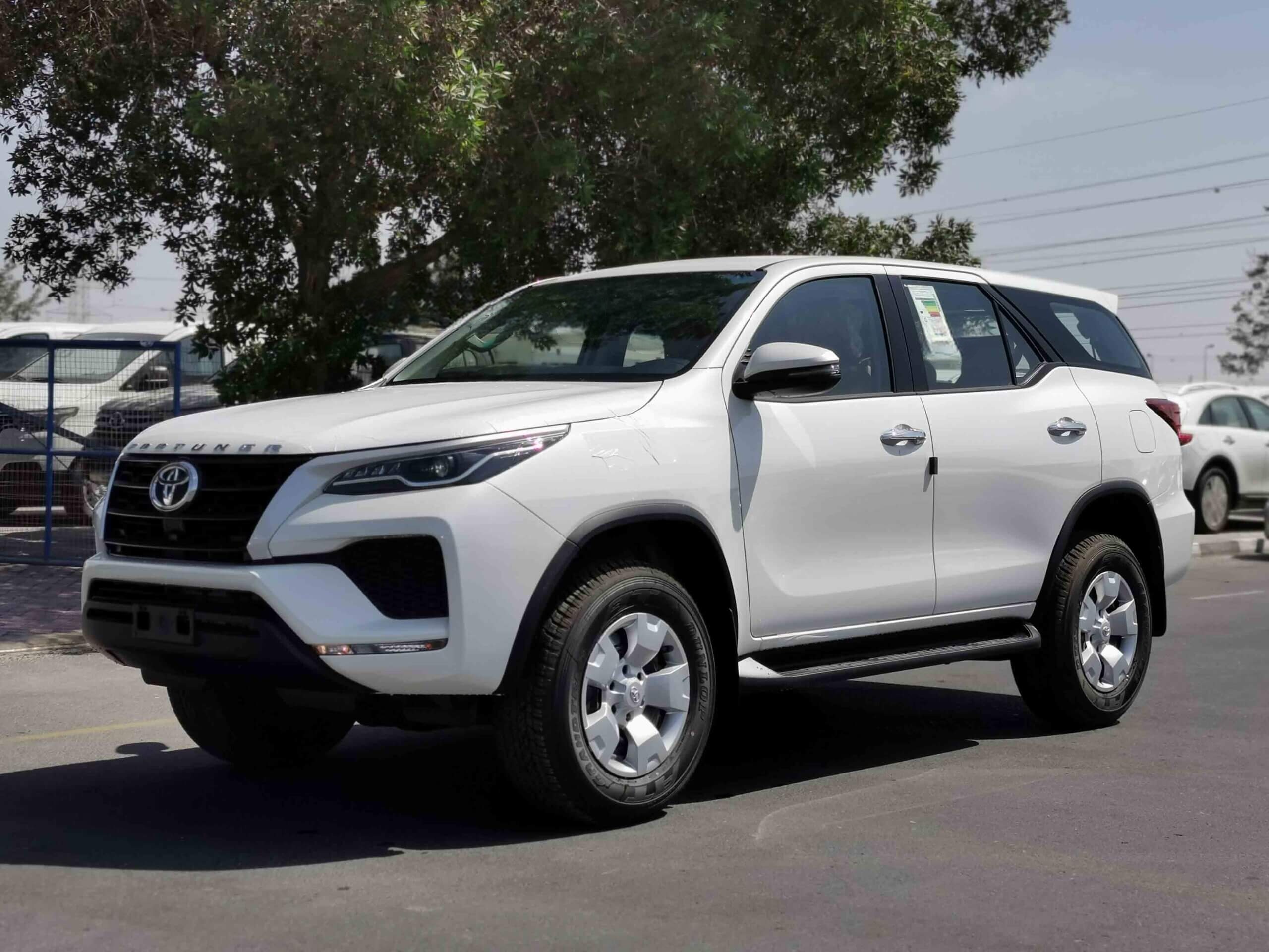 Toyota Fortuner SR5 4WD SUV 2022