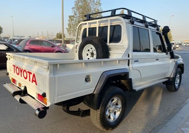 Toyota landcruiser pickup 2019