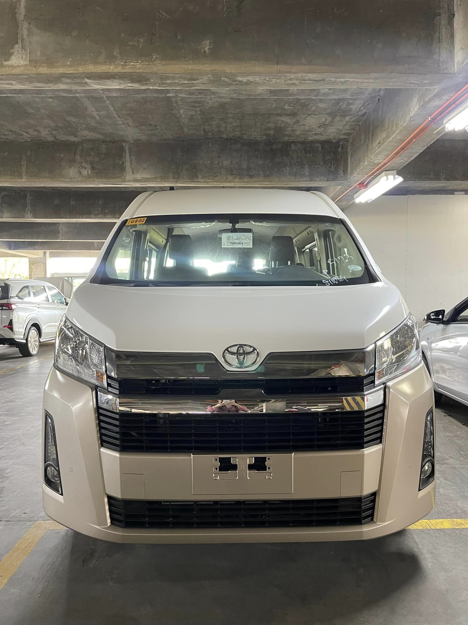 2023 Toyota Hiace GL Grandia