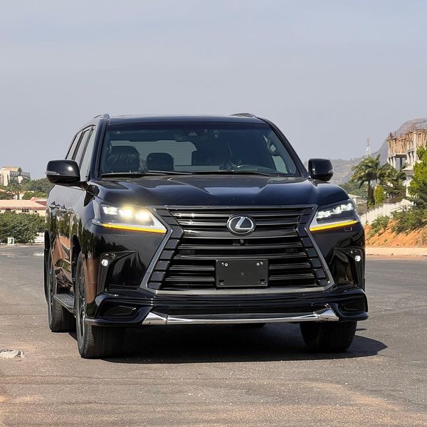 Lexus LX 570 2018