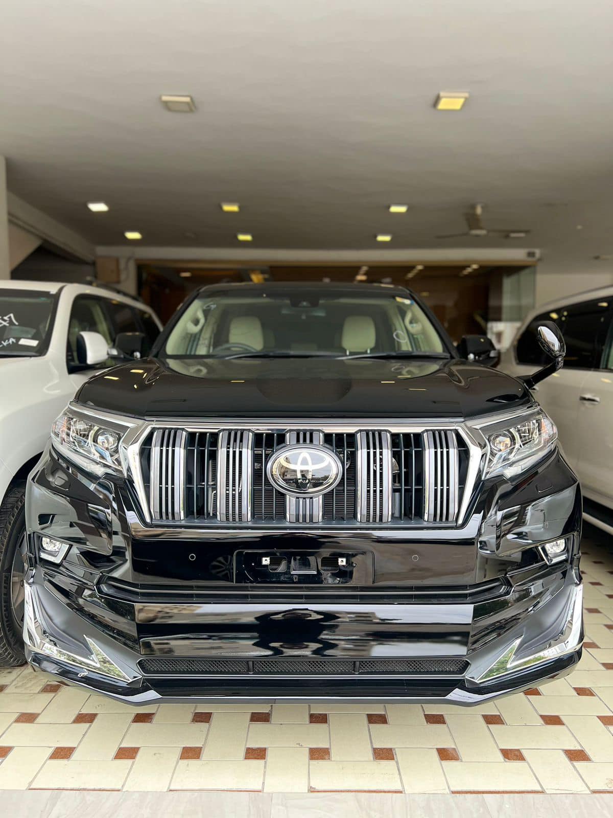 TOYOTA LAND CRUISER PRADO TX 2019