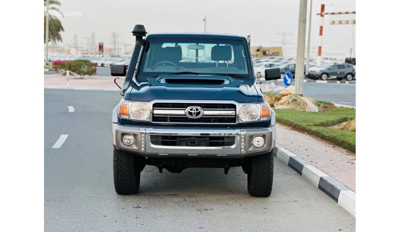 Toyota Land Cruiser Pickup Double cabin 2021