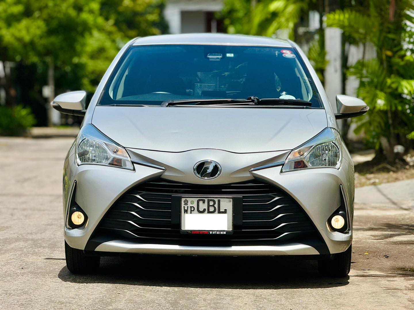 TOYOTA VITZ 2018