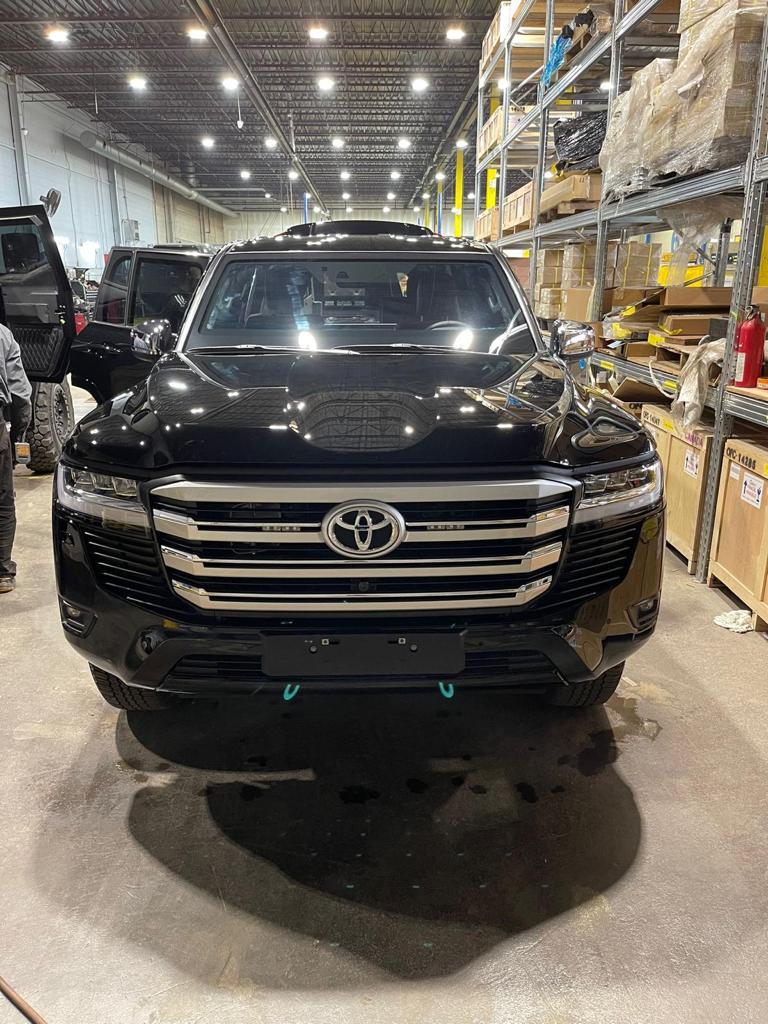 TOYOTA LAND CRUISER PRADO 2023