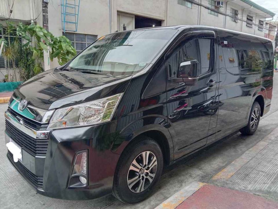 2024 Hiace GL Grandia 2.8 AT