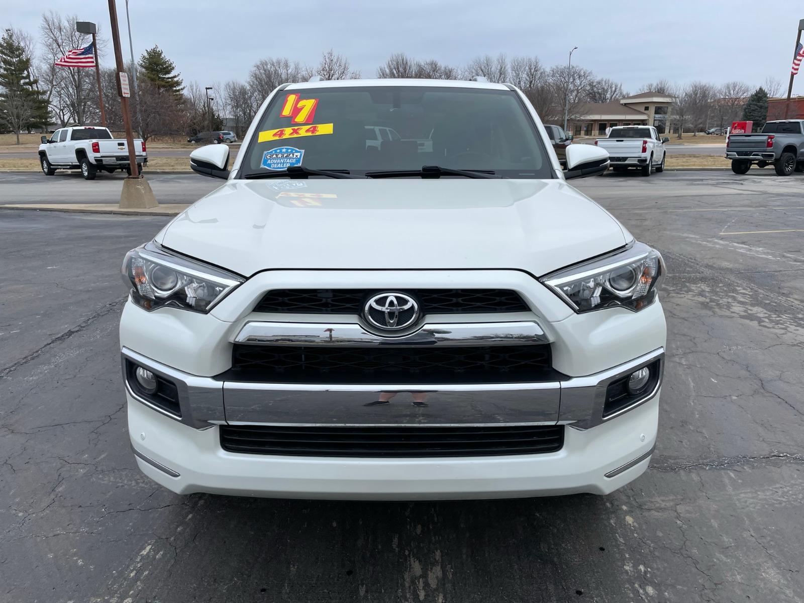 Toyota 4 Runner SR5 2021 Specifications