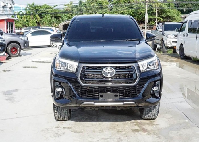 TOYOTA HILUX 2020
