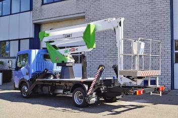 NISSAN CABSTAR NT400 4X2 TOWER WAGON