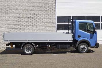 NISSAN CABSTAR NT400 4X2 CARGO TRUCK