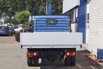 NISSAN CABSTAR NT400 4X2 CARGO TRUCK