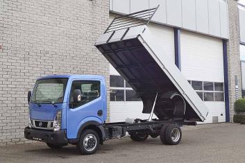 NISSAN CABSTAR NT400 4X2 TIPPER TRUCK