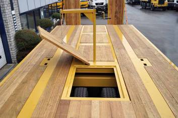 EUROMAX STI 120 4MD 8 AXLE LOWBED TRAILER