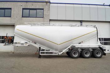 OZGUL 3 AXLE CEMENT BULKER