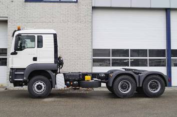MAN TGS 33.400 BBS-WW 6X4 TRACTOR HEAD