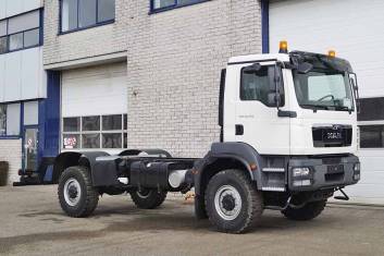 MAN TGM 18.240 BB 4X4 CHASSIS CABIN LHD