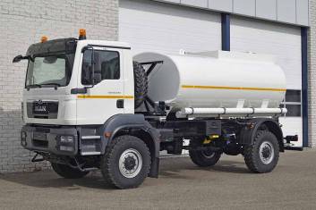 MAN TGM 18.240 BB 4x4 FUEL TANKER