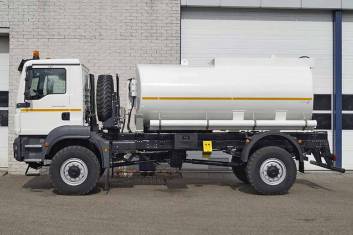 MAN TGM 18.240 BB 4x4 FUEL TANKER