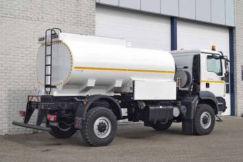 MAN TGM 18.240 BB 4x4 FUEL TANKER