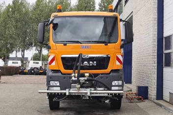 MAN TGS 33.360 WATER TANK 6X4 SPRAYBAR TRUCK