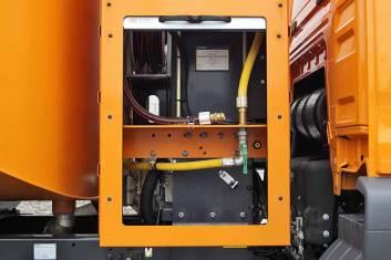 MAN TGS 33.360 WATER TANK 6X4 SPRAYBAR TRUCK