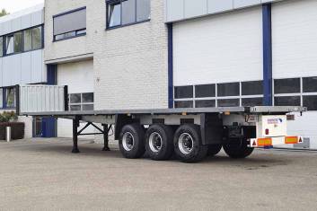 SCHMITZ SHD 3 AXLE FLATBED TRAILER