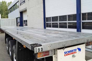 SCHMITZ SHD 3 AXLE FLATBED TRAILER