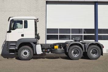 MAN TGS 33.440 BBS-WW 6X4 ADR TRACTOR HEAD