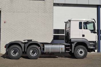 MAN TGS 33.440 BBS-WW 6X4 ADR TRACTOR HEAD
