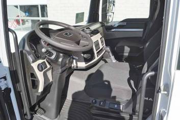 MAN TGS 33.440 BBS-WW 6X4 ADR TRACTOR HEAD