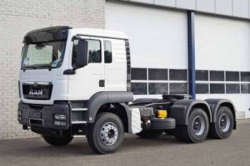 MAN TGS 33.480 BBS-WW 6X4 TRACTOR HEAD