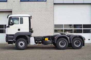 MAN TGS 33.480 BBS-WW 6X4 TRACTOR HEAD