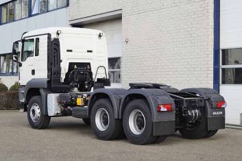 MAN TGS 33.480 BBS-WW 6X4 TRACTOR HEAD