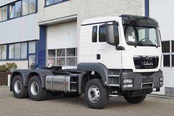 MAN TGS 33.480 BBS-WW 6X4 TRACTOR HEAD