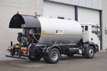 MAN TGM 18.240 BB 4X2 BITUMEN SPRAYER