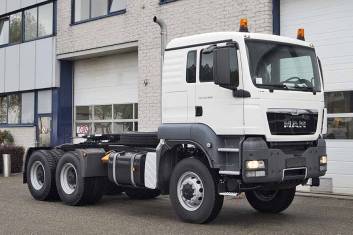 MAN TGS 40.400 BBS-WW 6X6 TRACTOR HEAD
