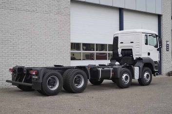 MAN TGS 41.400 BB-WW 8X4 CHASSIS-CABIN