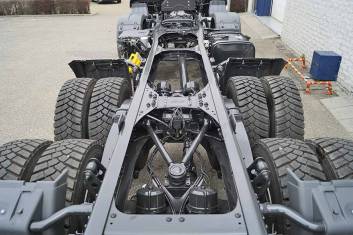 MAN TGS 41.400 BB-WW 8X4 CHASSIS CABIN