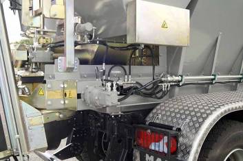 MAN TGS 41.400 BB-WW 8X4 CONCRETE MIXING PLANT 