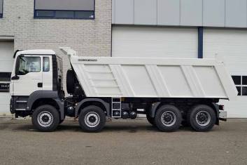 MAN TGS 41.400 BB-WW 8X4 TIPPER TRUCK