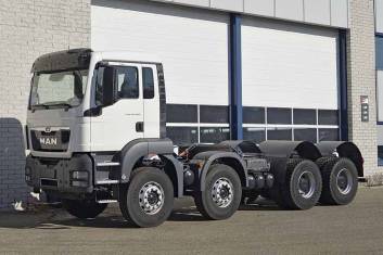 MAN TGS 41.400 BB-WW 8X4 CHASSIS-CABIN