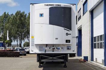 SCHMITZ-CARGOBULL SKO 24/L 13.4 FP60 COOL REEFER