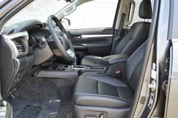 TOYOTA HILUX 2.4 D4D EXECUTIVE AT