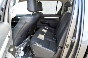 TOYOTA HILUX 2.4 D4D EXECUTIVE AT