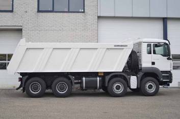 MAN TGS 41.400 BB-WW 8X4 TIPPER TRUCK