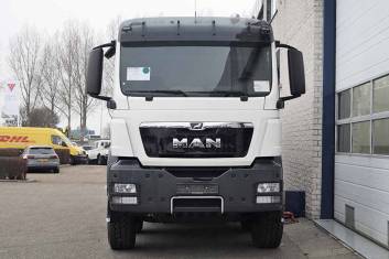 MAN TGS 41.400 BB-WW 8X4 TIPPER TRUCK