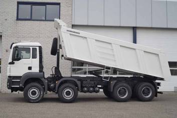 MAN TGS 41.400 BB-WW 8X4 TIPPER TRUCK