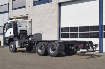 MAN TGS 33.400 BB-WW 6X6 CHASSIS CABIN