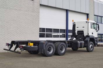 MAN TGS 33.400 BB-WW 6X6 CHASSIS CABIN