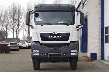 MAN TGS 33.400 BB-WW 6X6 CHASSIS CABIN