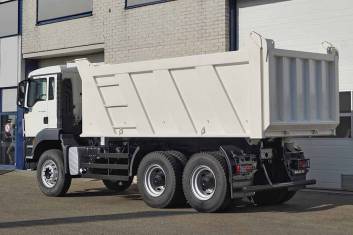 MAN TGS 40.400 BB-WW 6X4 TIPPER TRUCK